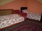 Kitti Vend�gh�z (2)