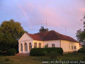 Barant�i Vend�gszob�k (1)
