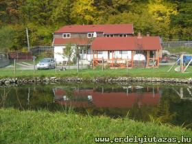Luk�cs Pisztr�ngos Vend�gh�z (1)