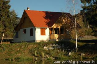 G�d�ci Kulcsosh�z (1)