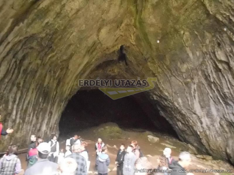 mzgedi-barlang 
