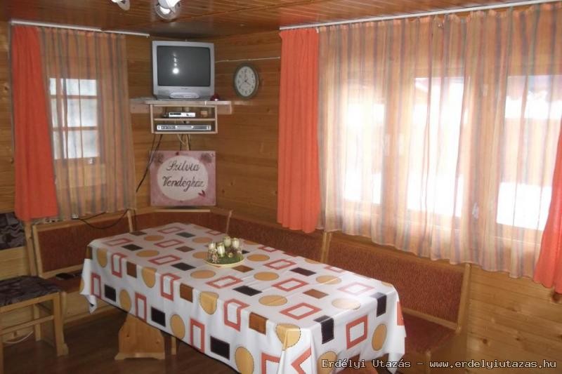 Szilvia Guesthouse (2)