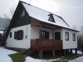 Lak� Kulcsosh�z (1)