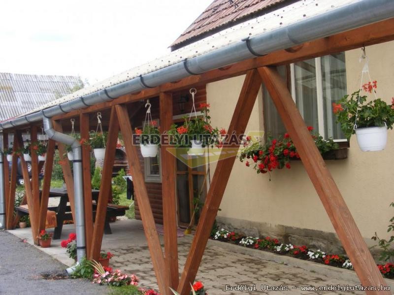 De�k Vend�gh�z (2)