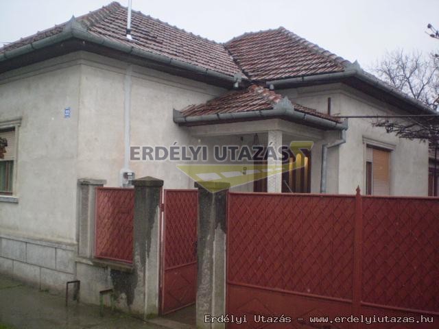 Ir�n Rest-house (1)