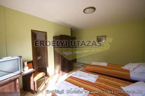 Triple bedroom