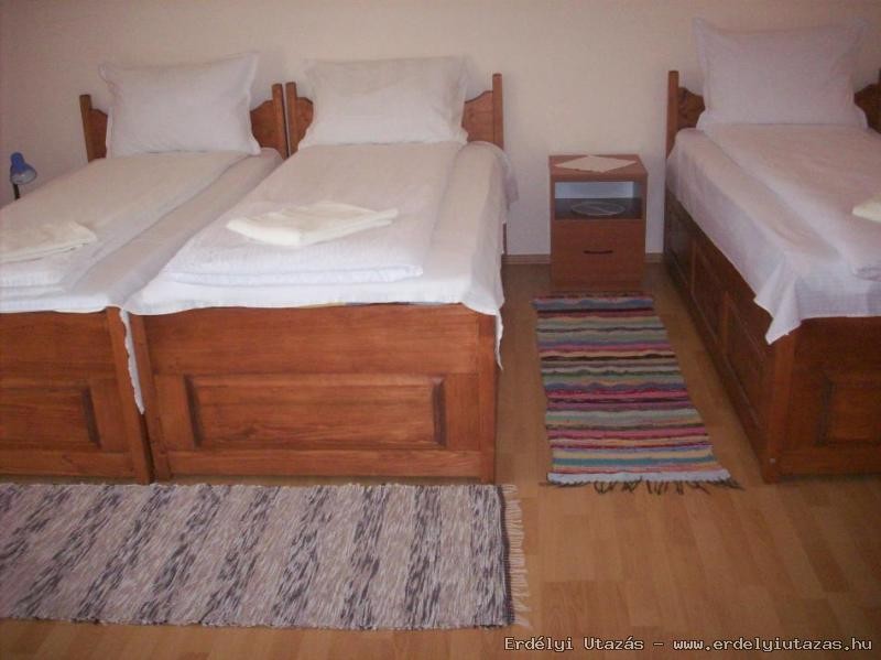 3 ágyas szoba