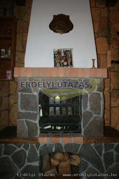 Vad�sz Kulcsosh�z (30)