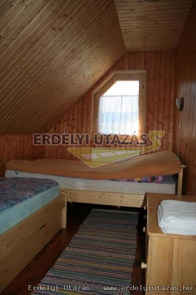 Vad�sz Kulcsosh�z (27)