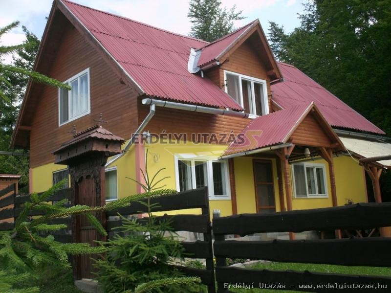 Chalet Peninsula (2)