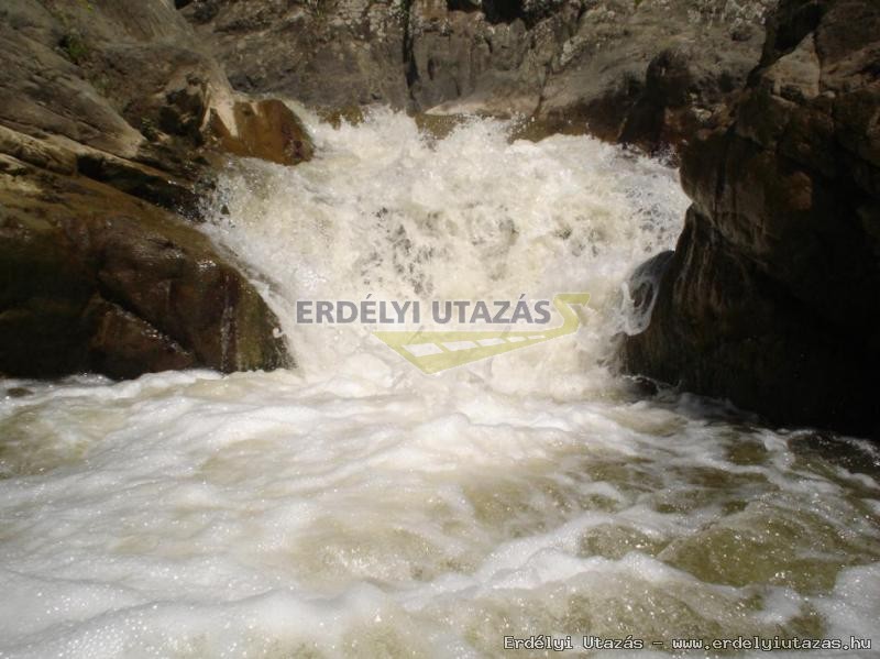 Csuk�s v�zes�s