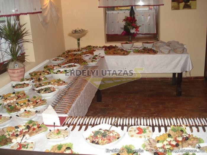 Sziklakert Panzi� (2)