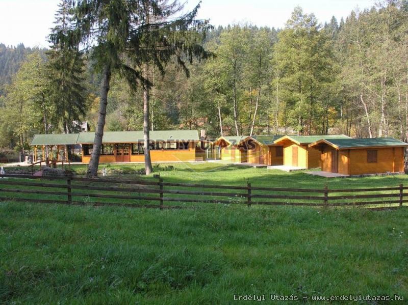Otter Bungalow (1)