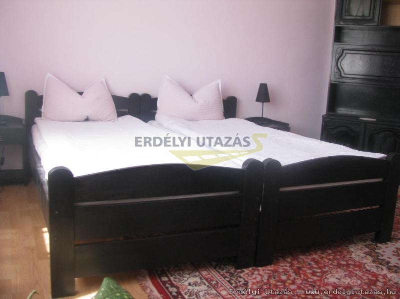 Hromgyas szoba.