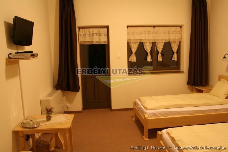 Csillag�sv�ny Panzi� (7)