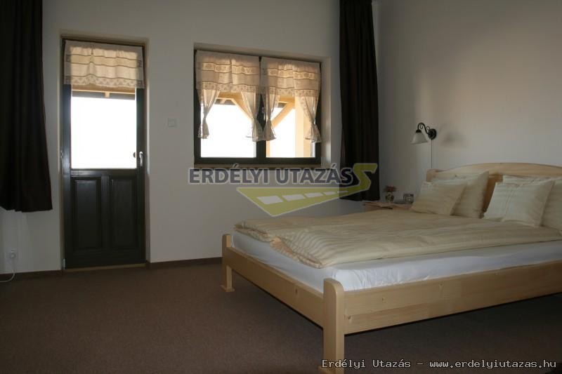 Csillag�sv�ny Panzi� (5)