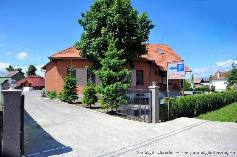 Castle Pension and Restaurant (1)