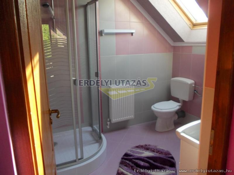 Ir�nke Kulcsosh�z