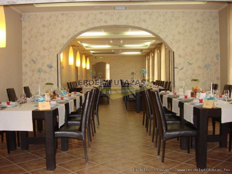 Arena Hotel**** (13)