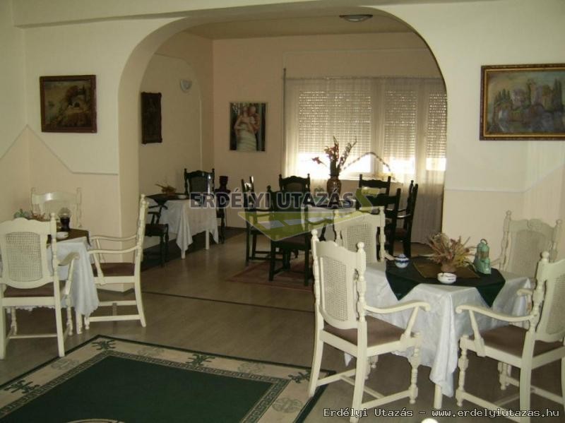 Vila Monica (2)