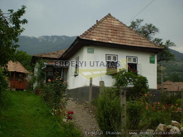 Nosztalgia Guest House (3)