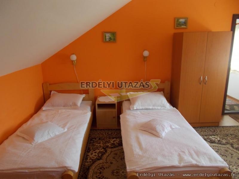 Anna Pension (20)