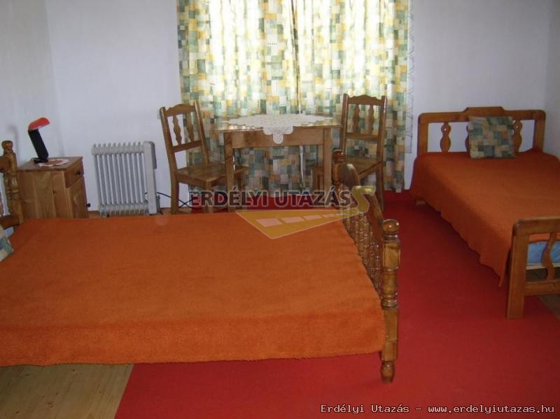 Szab� Kulcsosh�z (2)