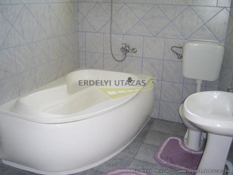 Szab� Kulcsosh�z (4)