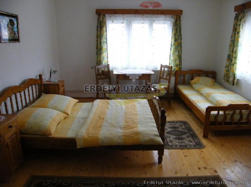 Szab� Kulcsosh�z (6)