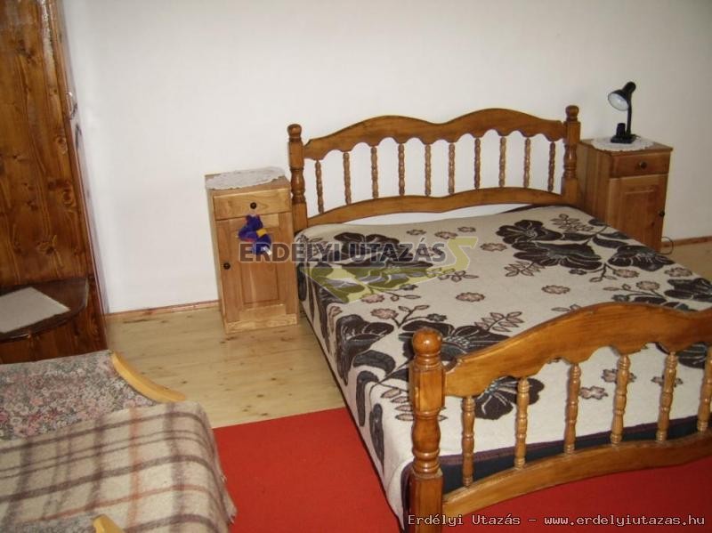 Szab� Kulcsosh�z (3)