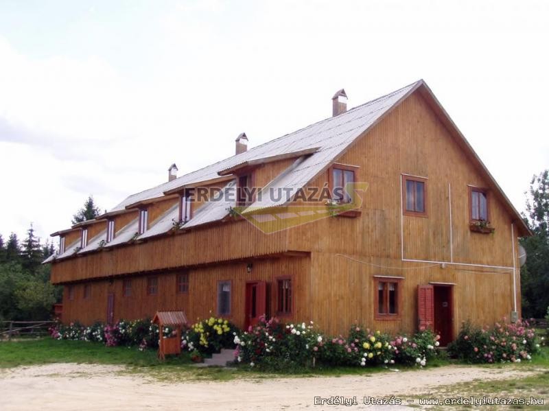 Lrincz Lovastanya s Panzi (1)