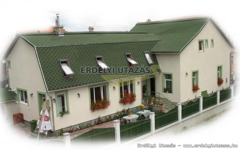 Sugs Szlloda s tterem (1)