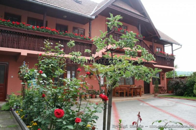 Sziklakert Gasthaus (17)