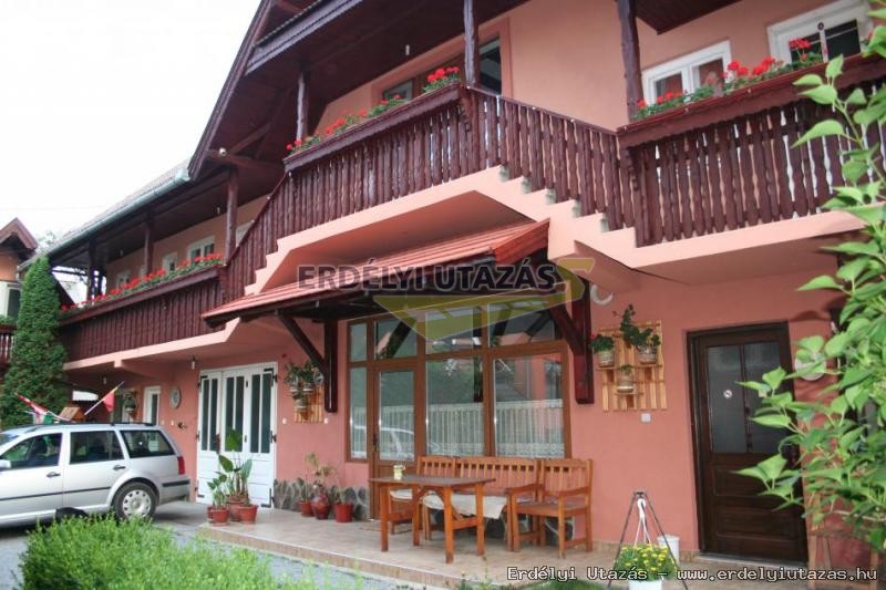 Sziklakert Gasthaus (84)