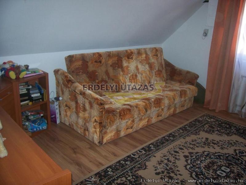 2.sz�ll�shely, nappali+2 szoba+f�rd�