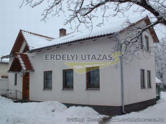 Hosszmez Reformierte Kirchen Herberge (4)