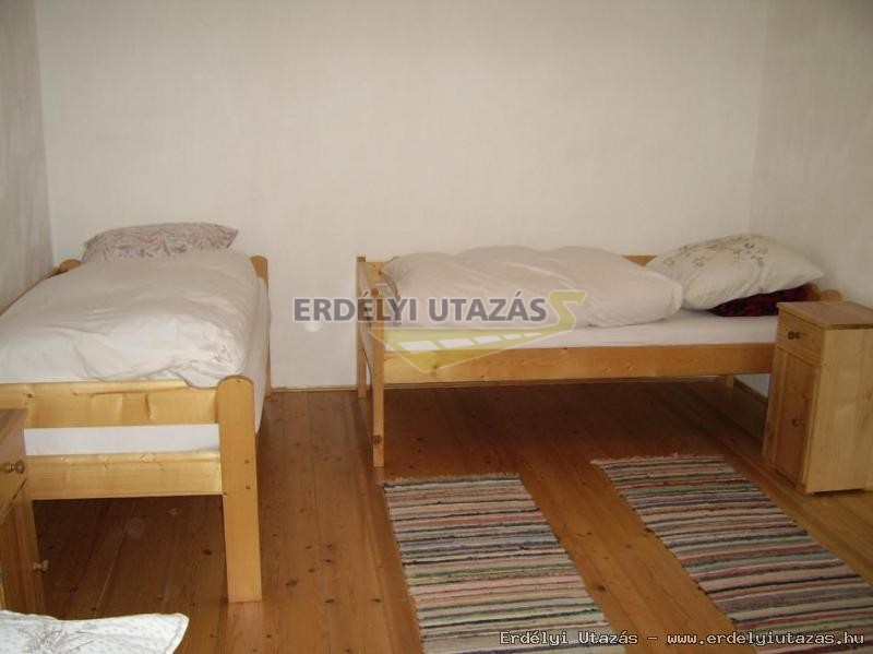 Emi Kulcsosh�z (3)