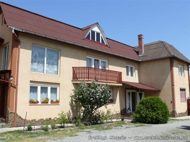 Kovács Guesthouse (1)