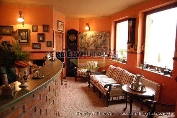 History pension and restaurant (19)