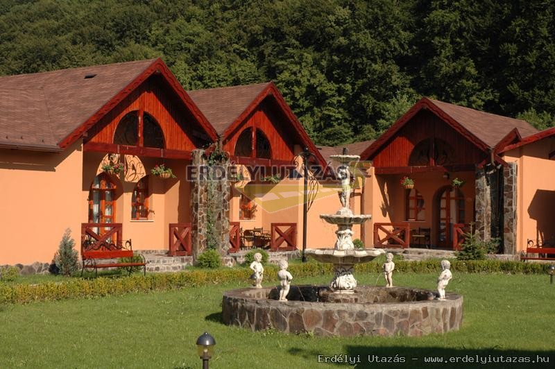 History pension and restaurant (8)