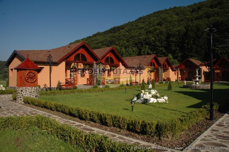 History pension and restaurant (9)