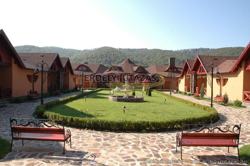 History pension and restaurant (2)