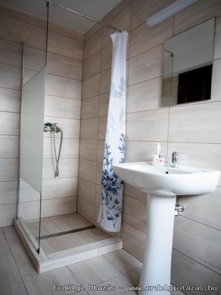 Kall�s Zolt�n Stiftung - Jugendherberge (5)