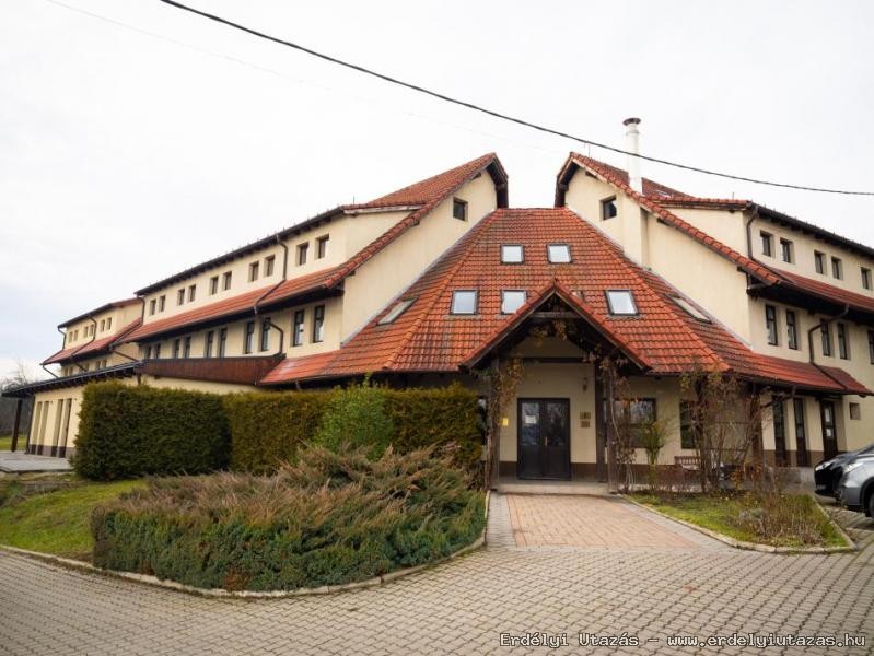 Kall�s Zolt�n Stiftung - Jugendherberge (1)