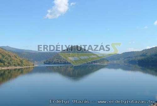 Lak� Kulcsosh�z (14)