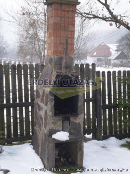 Lak� Kulcsosh�z (3)