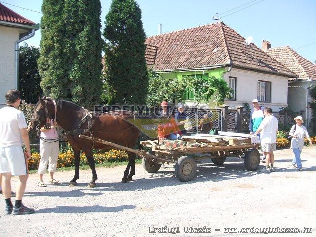 kszlds szekerezni