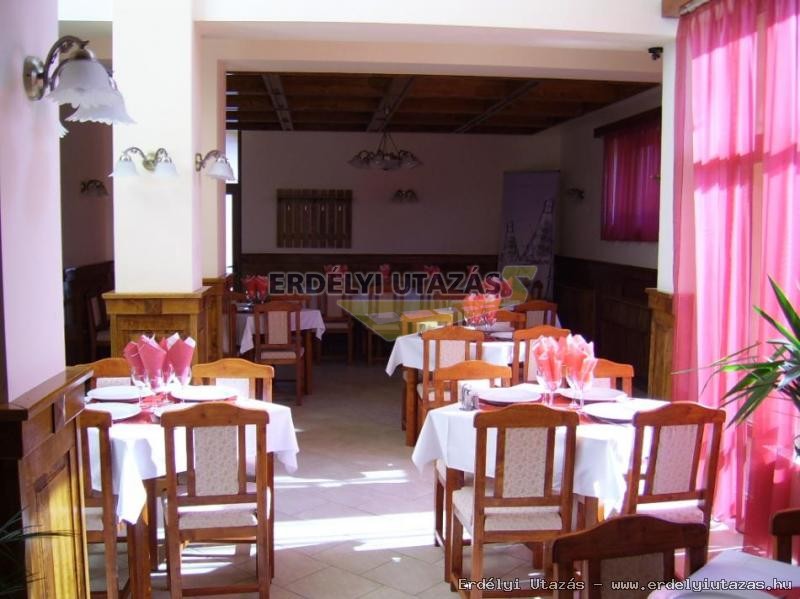 Juliu's Panzi-tterem (3)