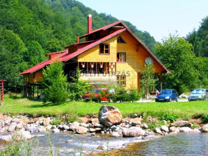 Rustic House (1)