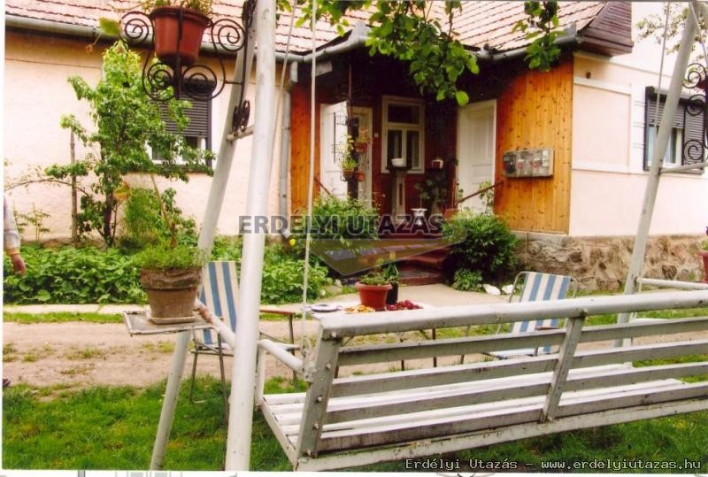 Cs�kszenttam�si Vendegh�zak (4)